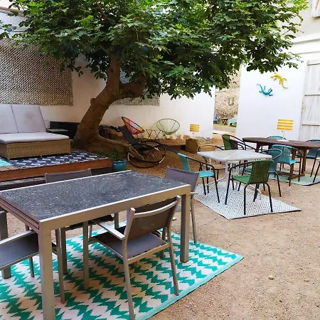 Le 9 De Cour, Chaco Carcassonne