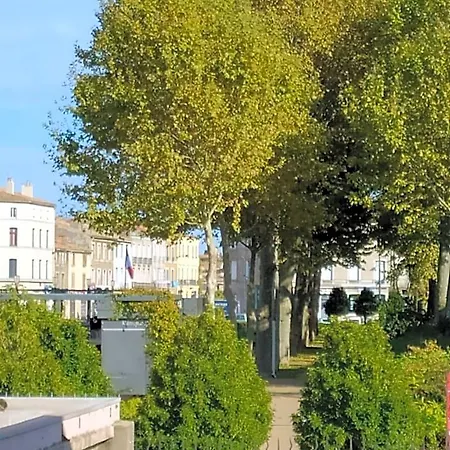 Le 9 De Cour, Chaco 3* Carcassonne